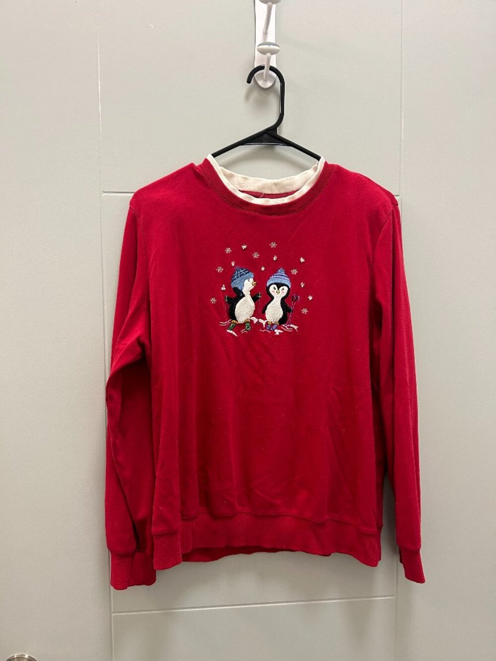 Alfred Dunner Red Penguin Christmas Sweater Medium Holiday Ugly Christmas Party